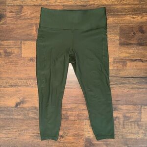 Athleta Interval Stash 7/8 Tight